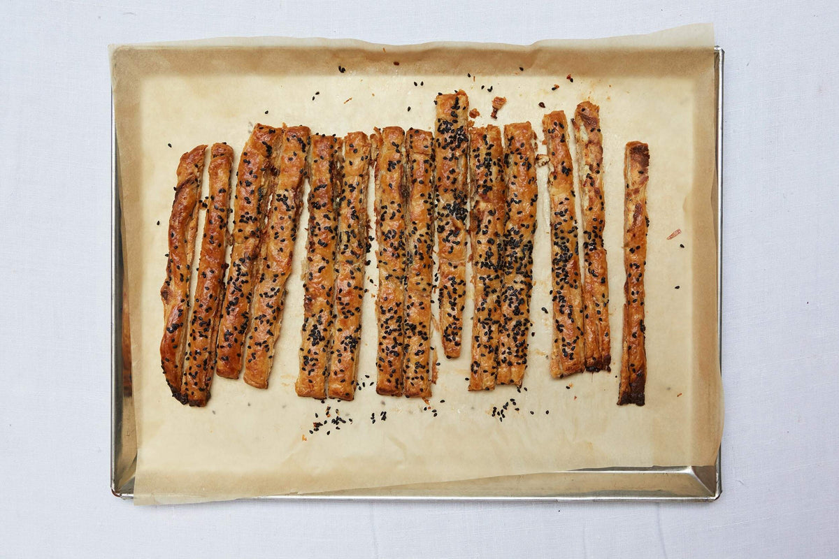 Goat's cheese straws with anchovy and fennel