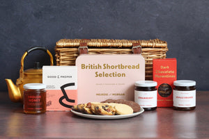 The Elevenses Tea Hamper showcases some of our best-selling and most loved Melrose and Morgan products and spreads, brought together to create the perfect morning or afternoon tea.